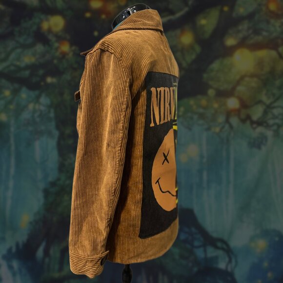 Nirvana Smiley upcycled Corduroy Shacket (Jason Maxwell) – Size M - Picture 3 of 5